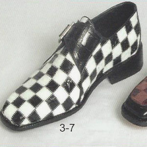 3-7 checkered shoes